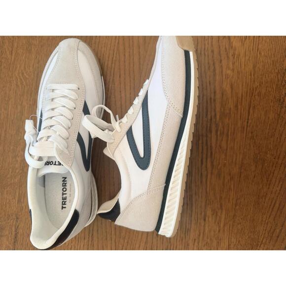 Tretorn Classic White and Green Sneakers - Picture 4 of 4